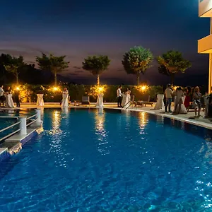 **** Hotel El Nacional Albania